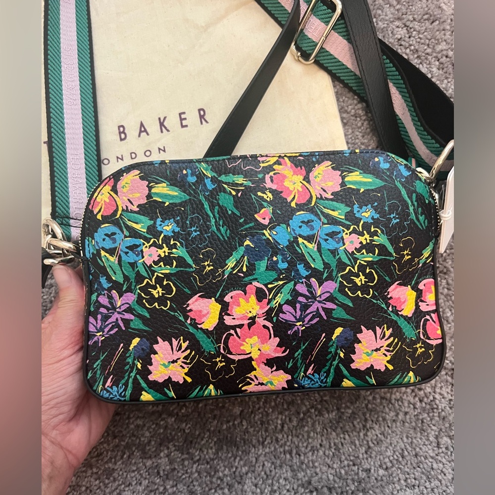 Ted Baker Leather Flirty Texture Branded Webbing  Camera / Crossbody Bag NWT